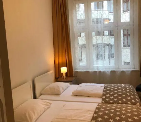 Hotel Fresena Im Dammtorpalais 3*