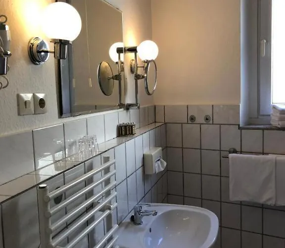 Hotel Fresena Im Dammtorpalais 3*